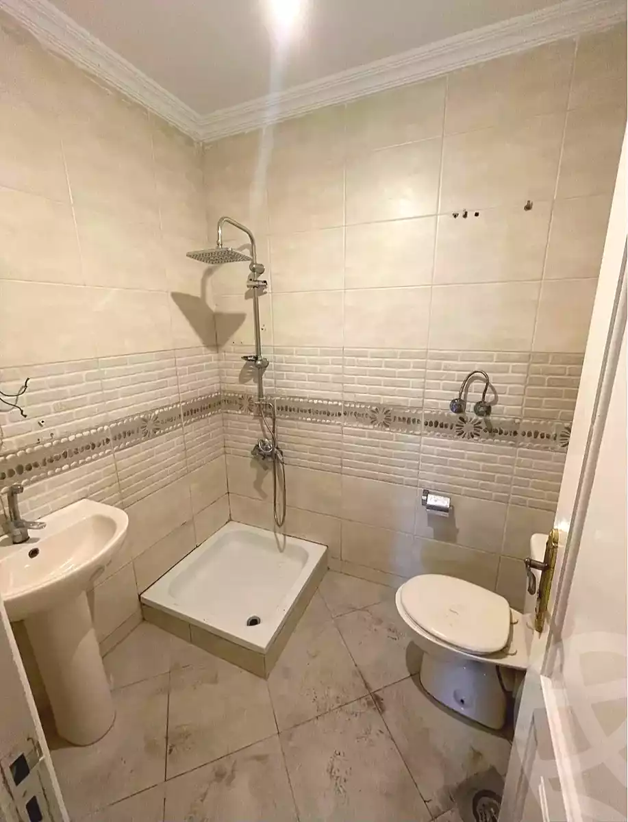 https://aqarmap.com.eg/en/listing/7128340-for-sale-alexandria-moharram-bey