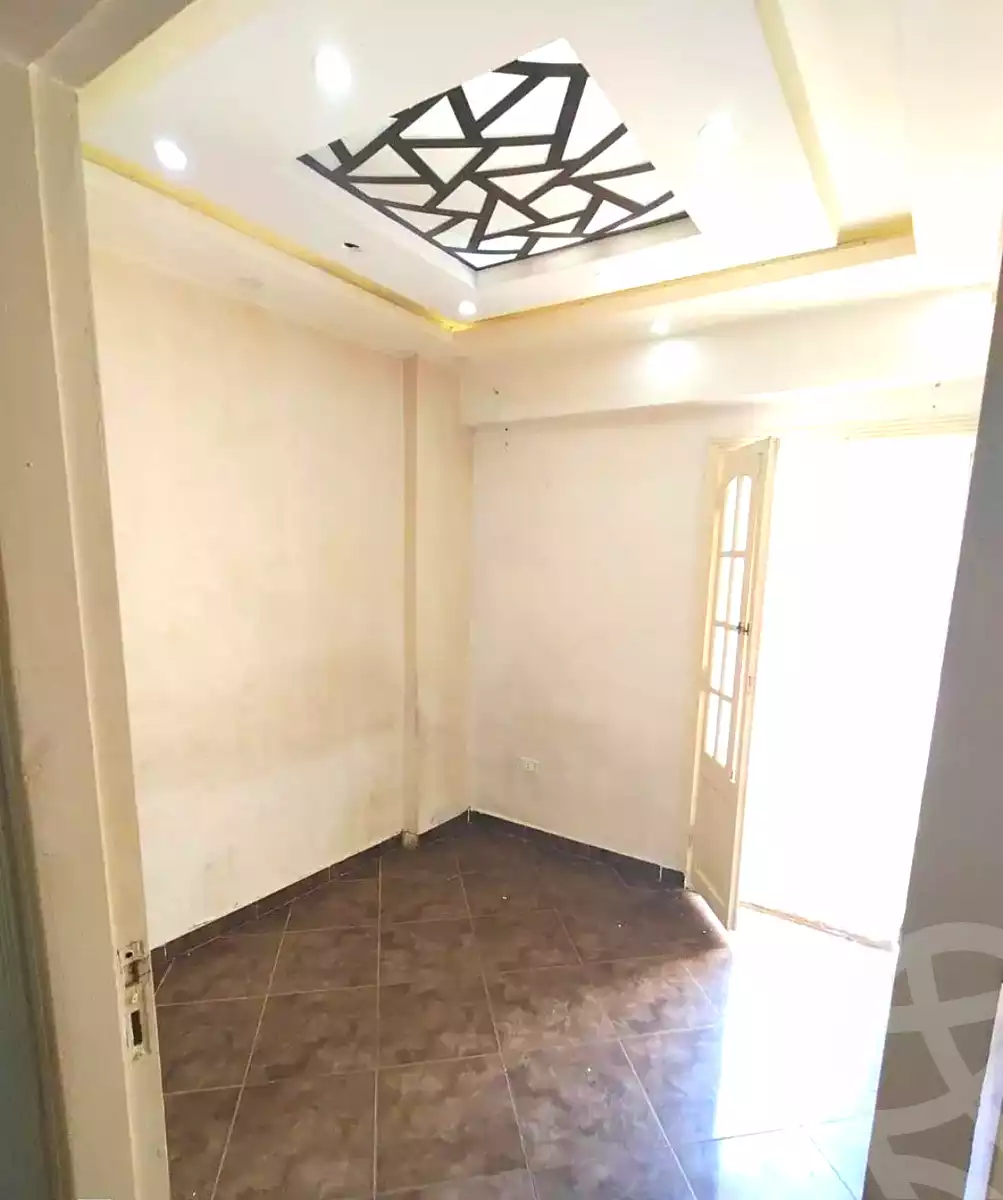 https://aqarmap.com.eg/en/listing/7128416-for-sale-alexandria-lsywf-el-falki