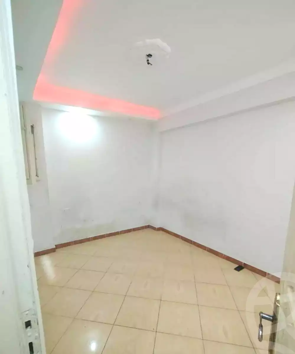 https://aqarmap.com.eg/en/listing/7128416-for-sale-alexandria-lsywf-el-falki