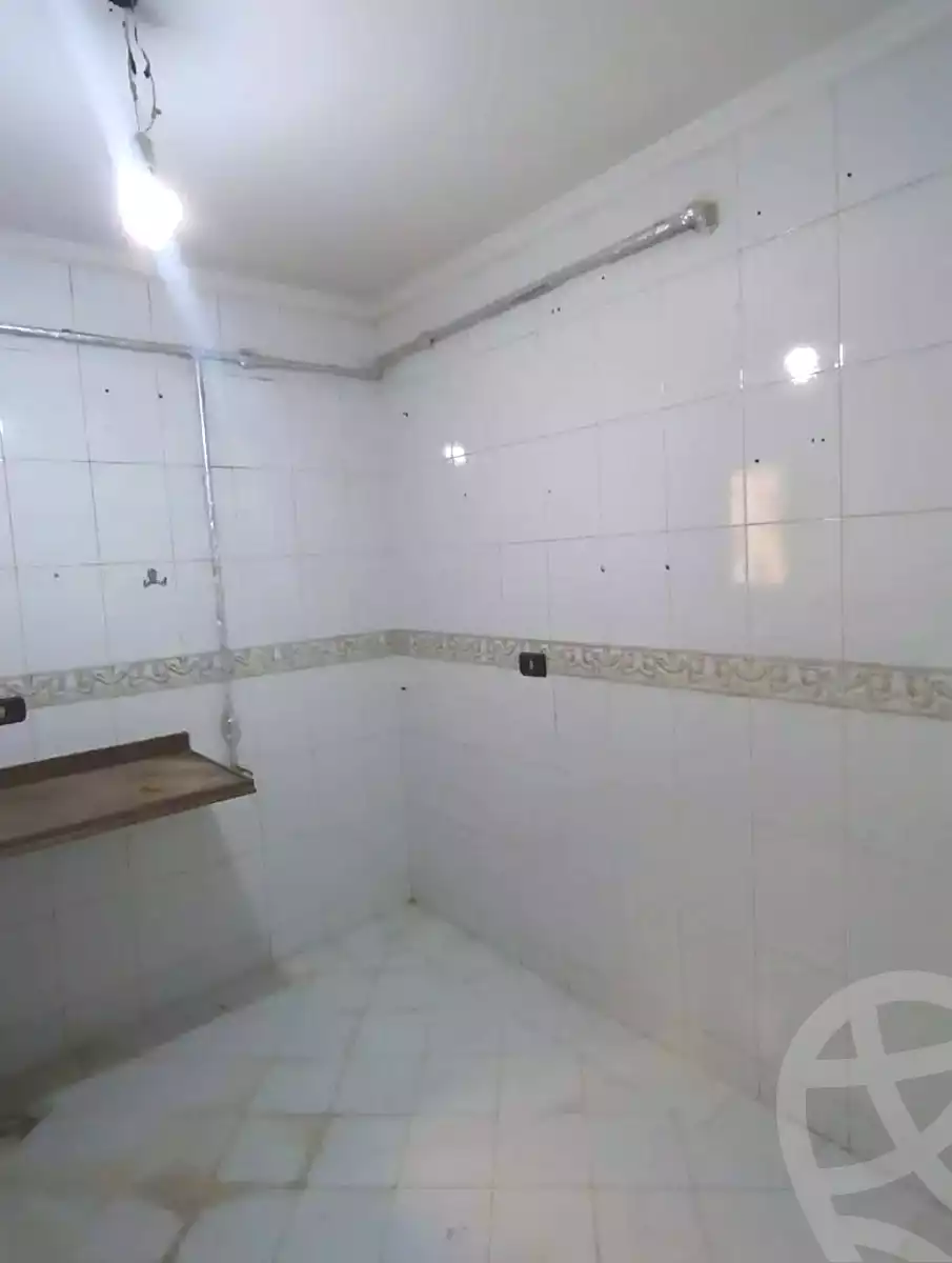 https://aqarmap.com.eg/ar/listing/7128440-for-sale-alexandria-ganaklis