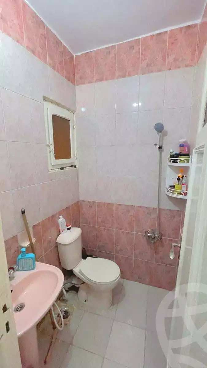 https://aqarmap.com.eg/ar/listing/7126511-for-sale-cairo-helwan-helwan-el-sharkeya-ryad-pasha-st