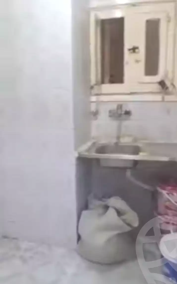 https://aqarmap.com.eg/ar/listing/7128938-for-sale-alexandria-al-agamy-el-hanouvel-radwan-st