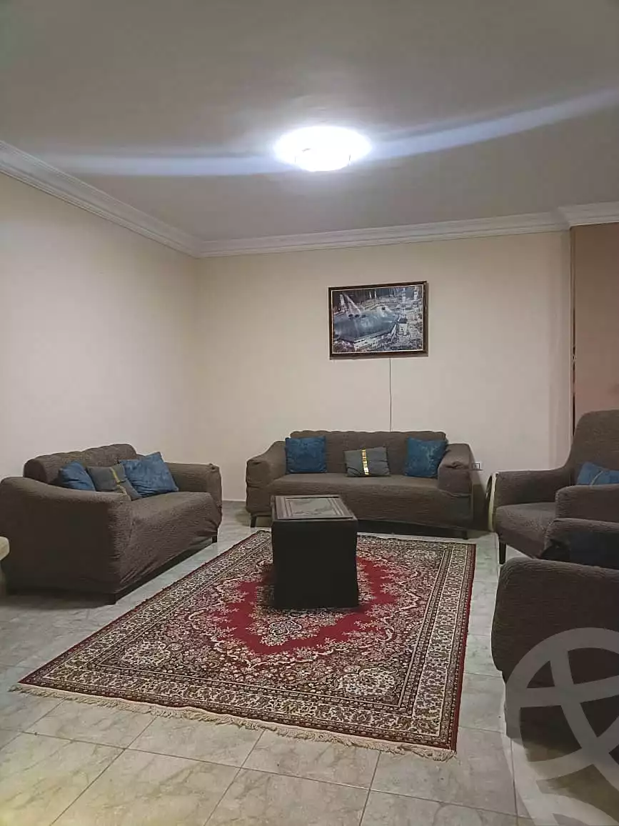 https://aqarmap.com.eg/ar/listing/7129313-for-rent-cairo-el-sheikh-zayed-city-lshykh-zyd-ljdyd-el-reef-el-oroby