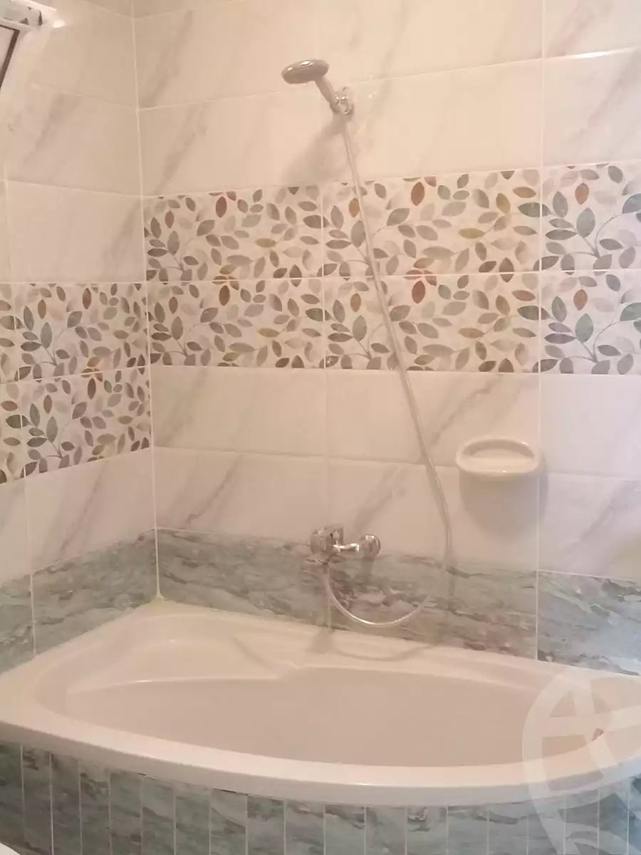 https://aqarmap.com.eg/en/listing/7129328-for-rent-cairo-new-cairo-compounds-the-square