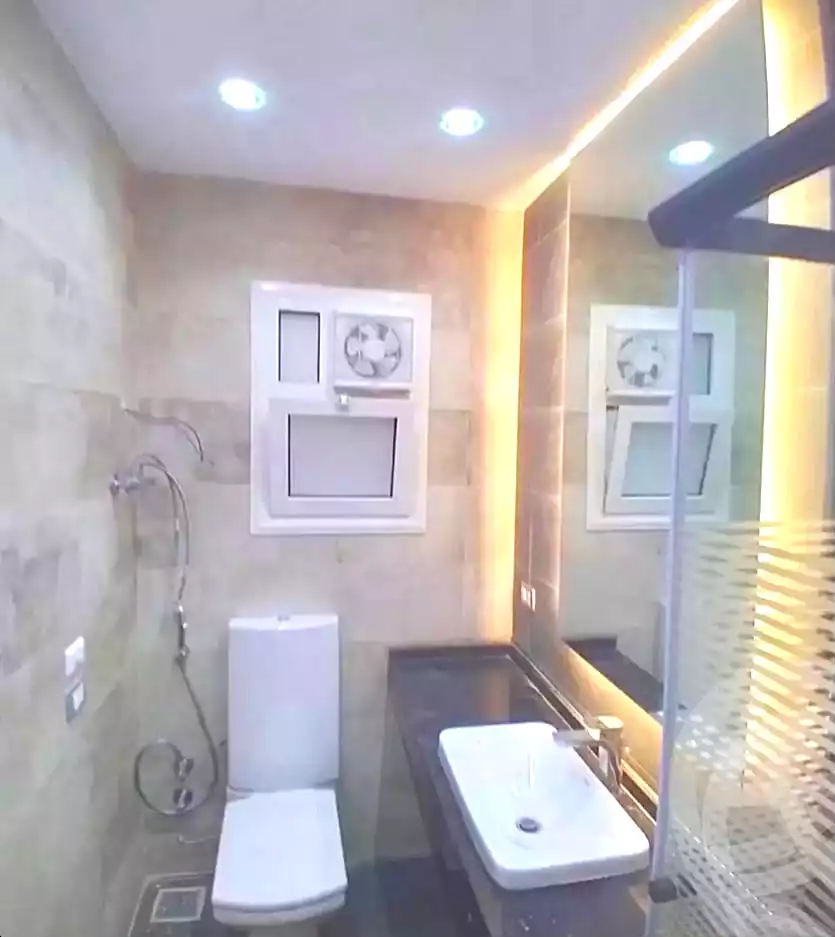 https://aqarmap.com.eg/ar/listing/7129385-for-rent-cairo-new-cairo-compounds-mwntn-fyw-y-syty-club-park-mountain-view-icity