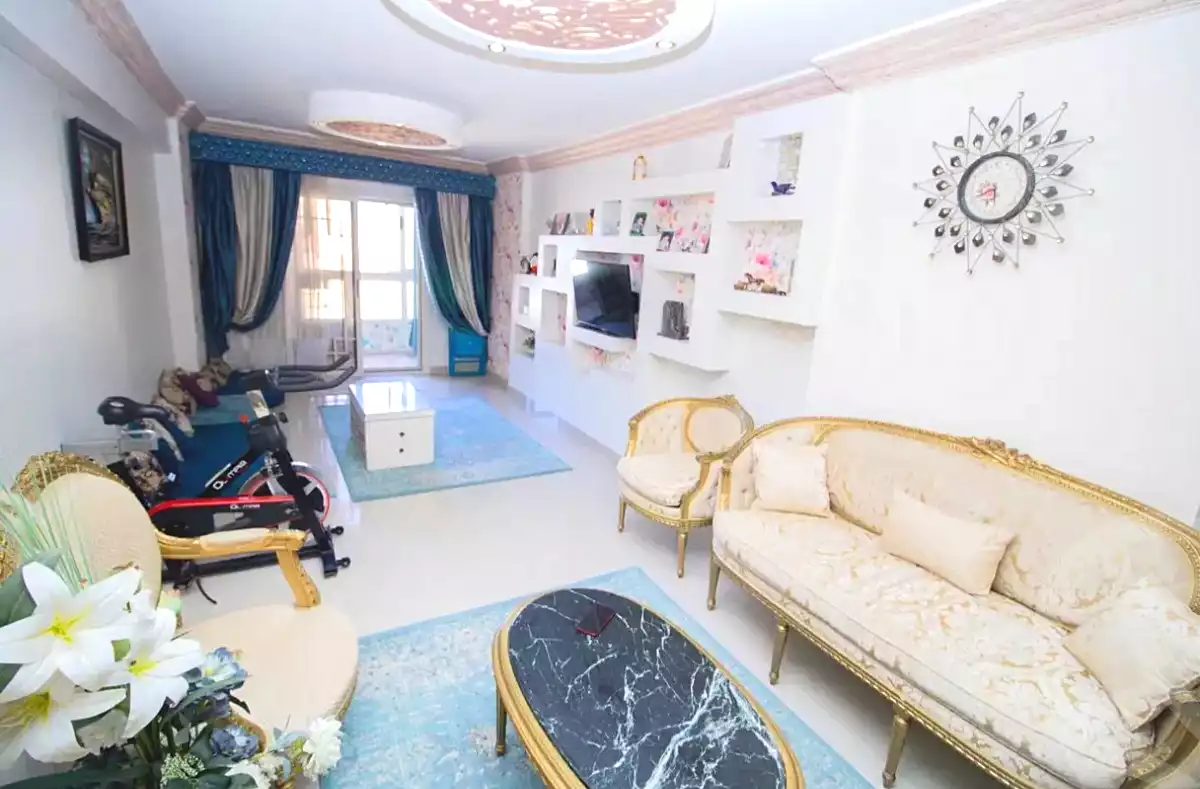 https://aqarmap.com.eg/en/listing/7129440-for-sale-alexandria-camp-cesar