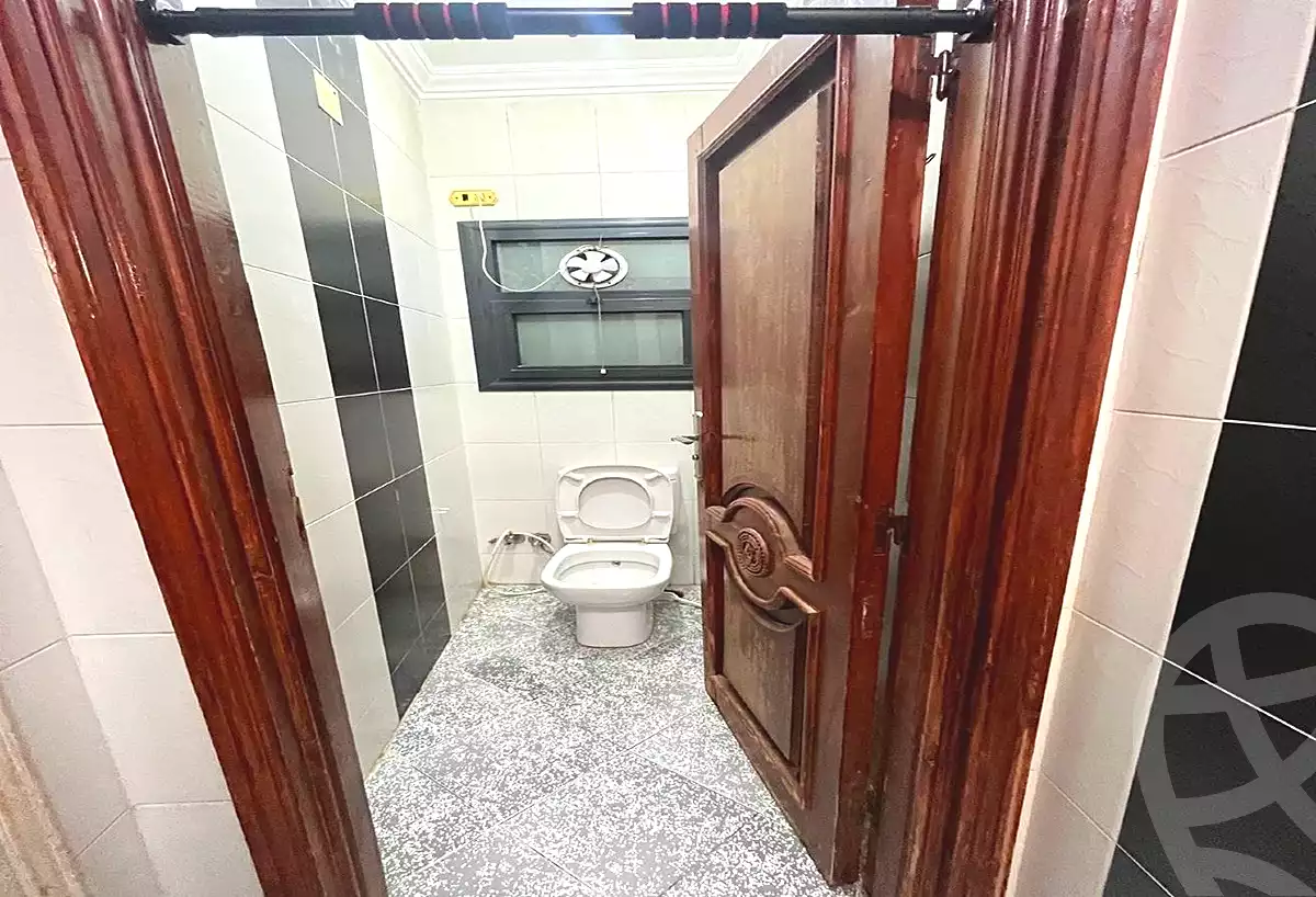 https://aqarmap.com.eg/ar/listing/7129452-for-sale-cairo-new-cairo-el-ahyaa-fifth-neighborhood-street-28