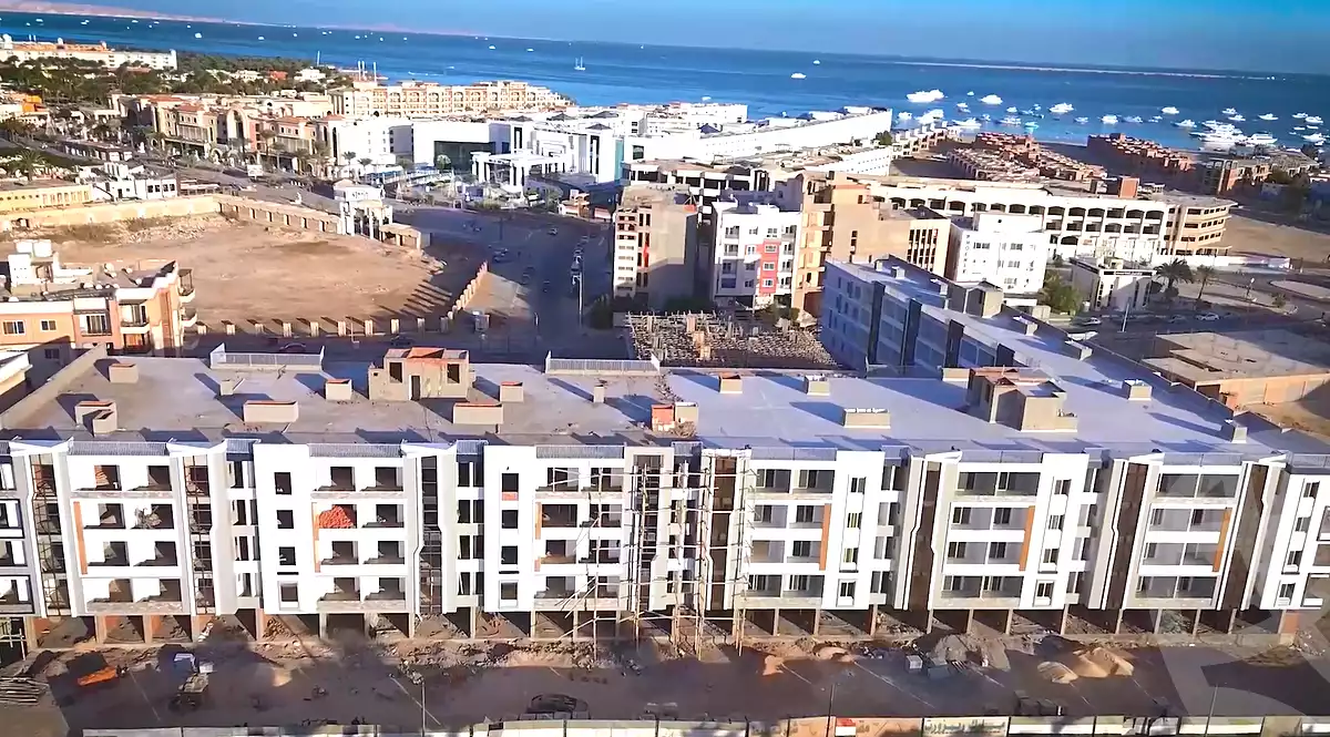 https://aqarmap.com.eg/ar/listing/7129487-for-sale-red-sea-hy-lkwthr