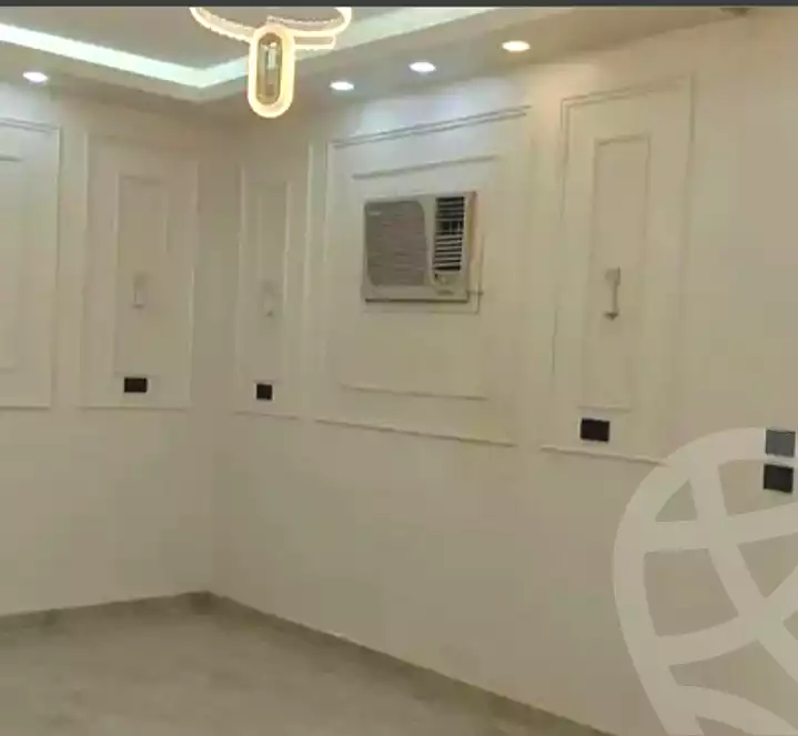 https://aqarmap.com.eg/en/listing/7129722-for-sale-alexandria-zezenia-ibrahim-el-attar-st
