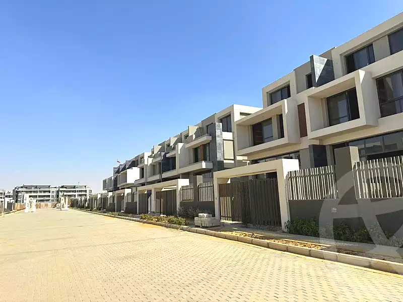 https://aqarmap.com.eg/ar/listing/6849556-for-sale-cairo-new-cairo-compounds-el-patio-town-compound-la-vista