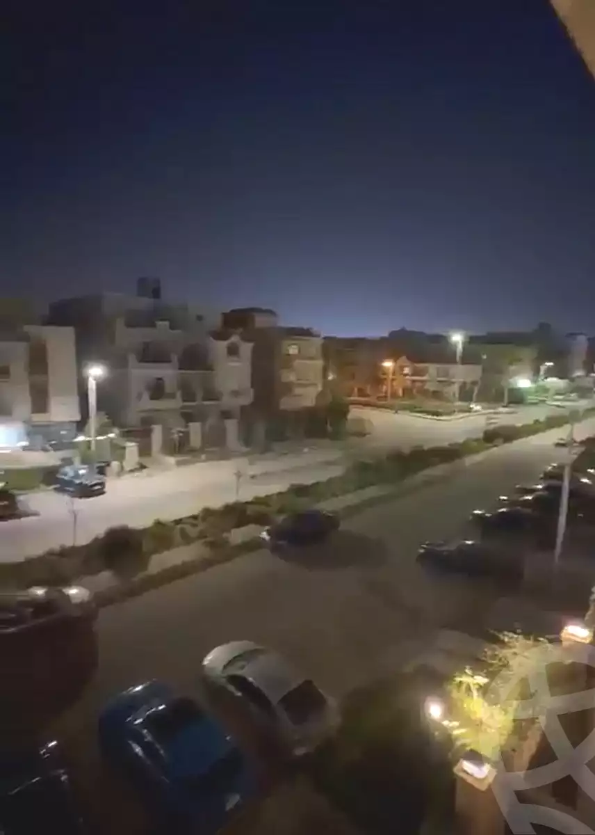 https://aqarmap.com.eg/ar/listing/7129863-for-sale-cairo-new-cairo-ganob-el-akadamiya-south-academy-a-saeed-ibn-zaid-st