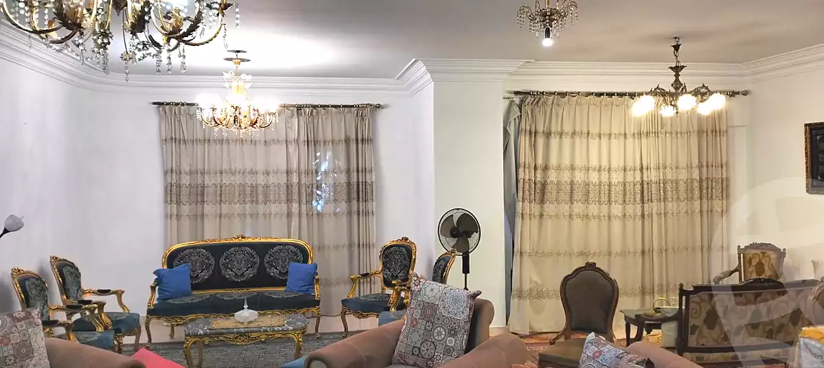https://aqarmap.com.eg/en/listing/7129947-for-sale-cairo-new-cairo-first-settlement-mhwr-mstfy-kml