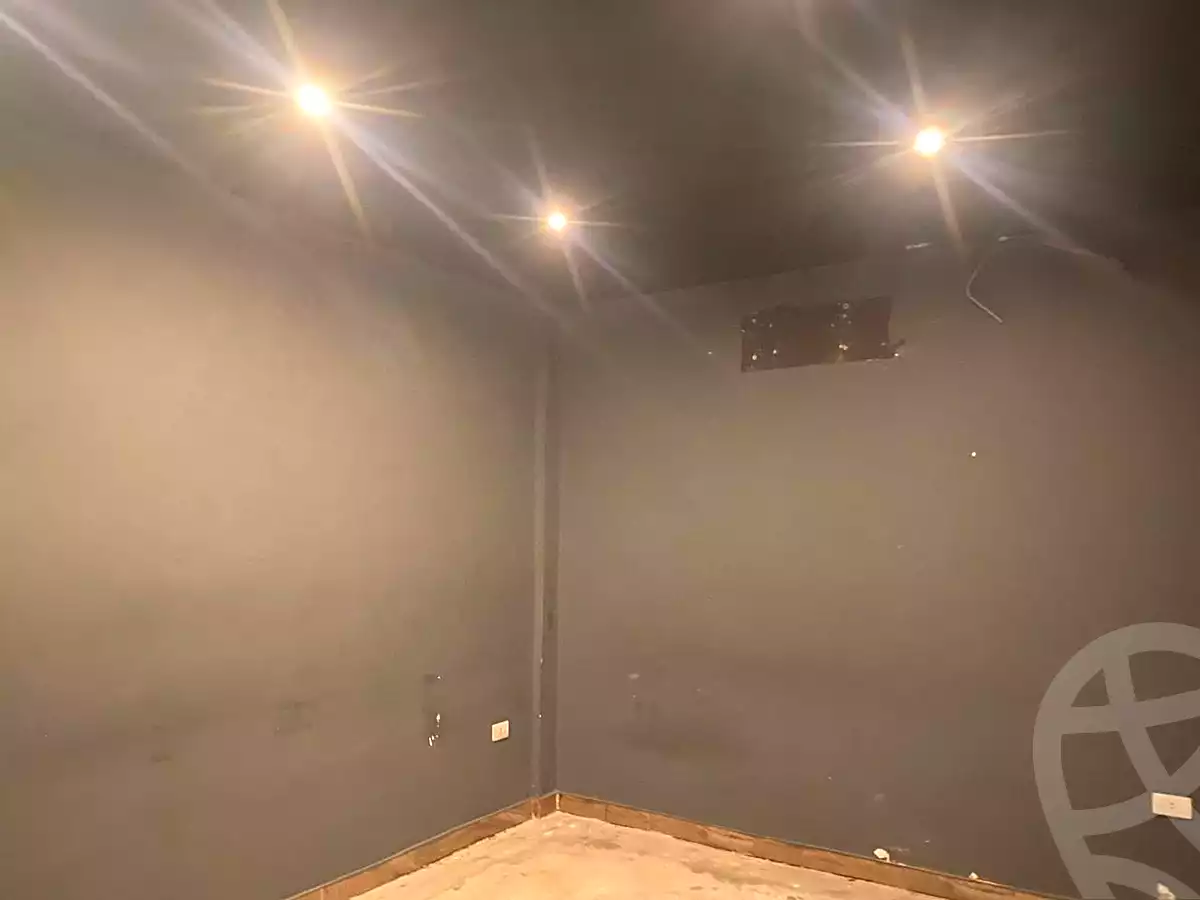 https://aqarmap.com.eg/en/listing/7130029-for-sale-cairo-new-cairo-first-settlement-mhwr-mstfy-kml