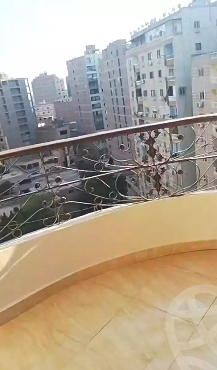 https://aqarmap.com.eg/en/listing/7130442-for-sale-cairo-ain-shams-alf-maskn