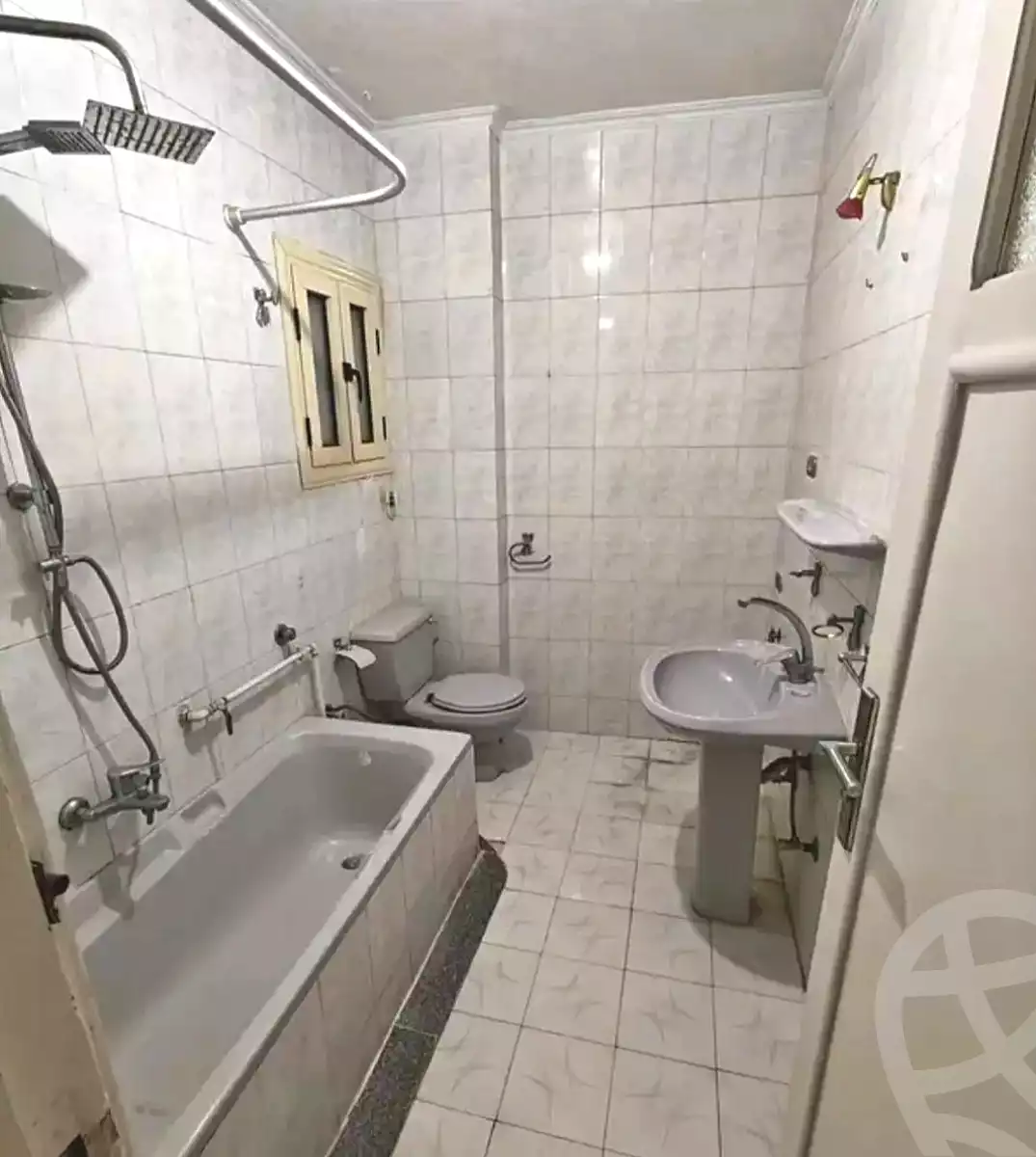 https://aqarmap.com.eg/en/listing/7130480-for-sale-alexandria-miami-hasan-zagmor-st