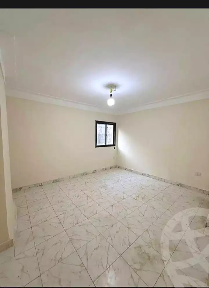 https://aqarmap.com.eg/ar/listing/7130506-for-sale-alexandria-miami-shr-jml-bd-lnsr
