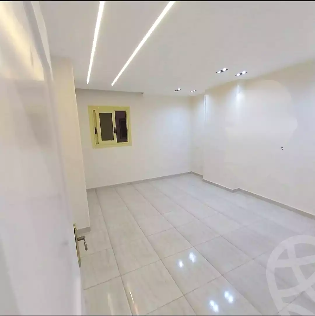 https://aqarmap.com.eg/ar/listing/7130618-for-sale-alexandria-al-agamy-lbytsh-bianchiii