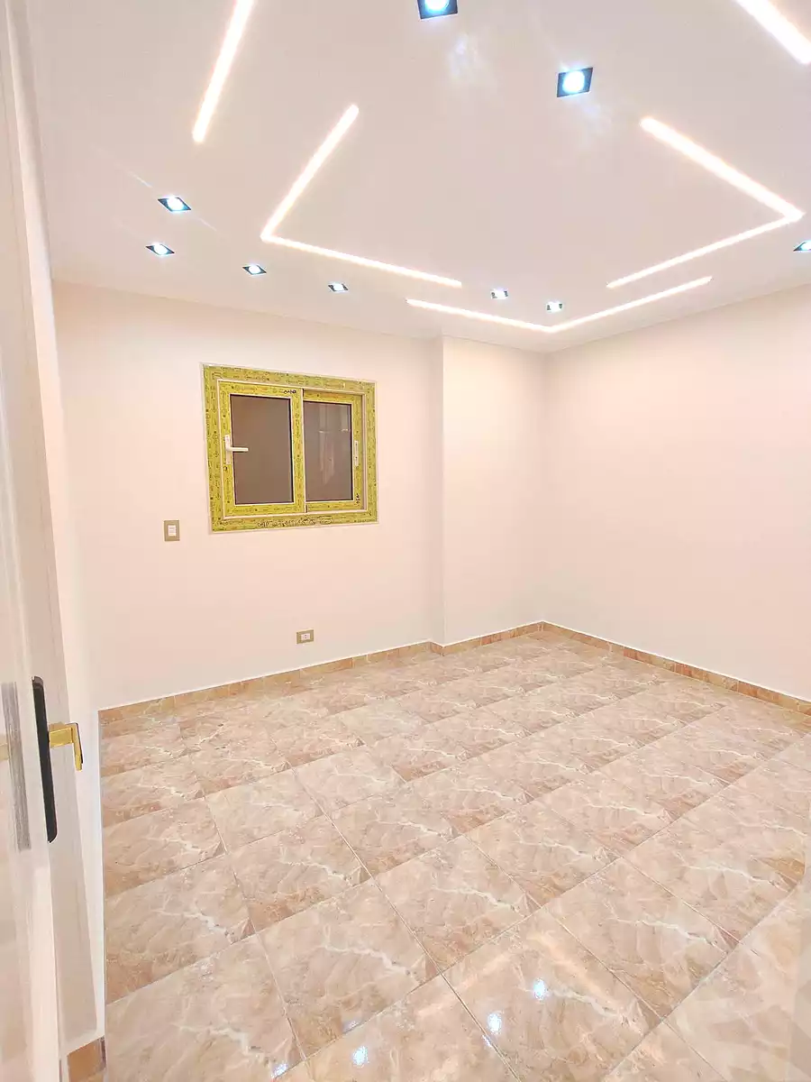 https://aqarmap.com.eg/en/listing/7130638-for-sale-alexandria-el-mandara-shr-jml-bd-lnsr