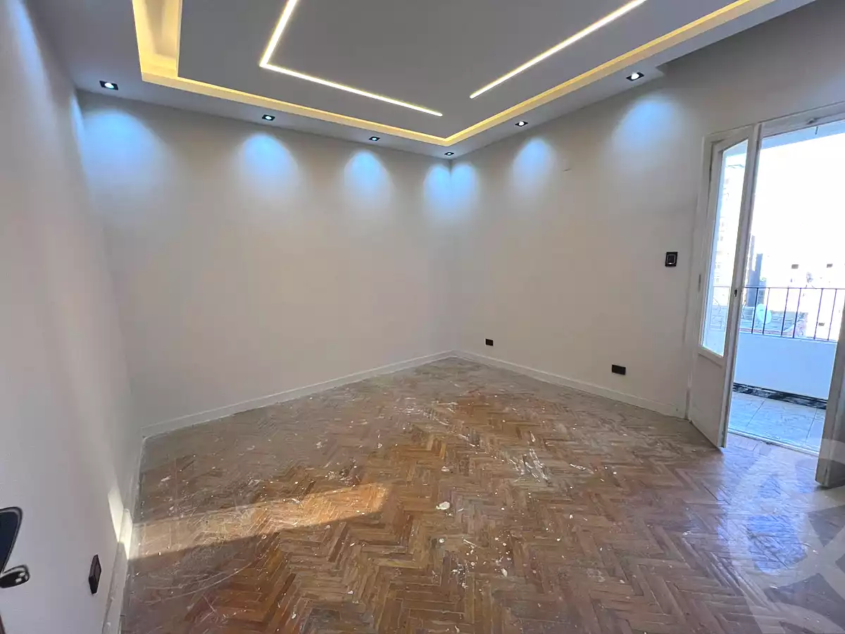 https://aqarmap.com.eg/ar/listing/7131199-for-sale-cairo-el-mohandesen-shareaa-ahmed-orabi
