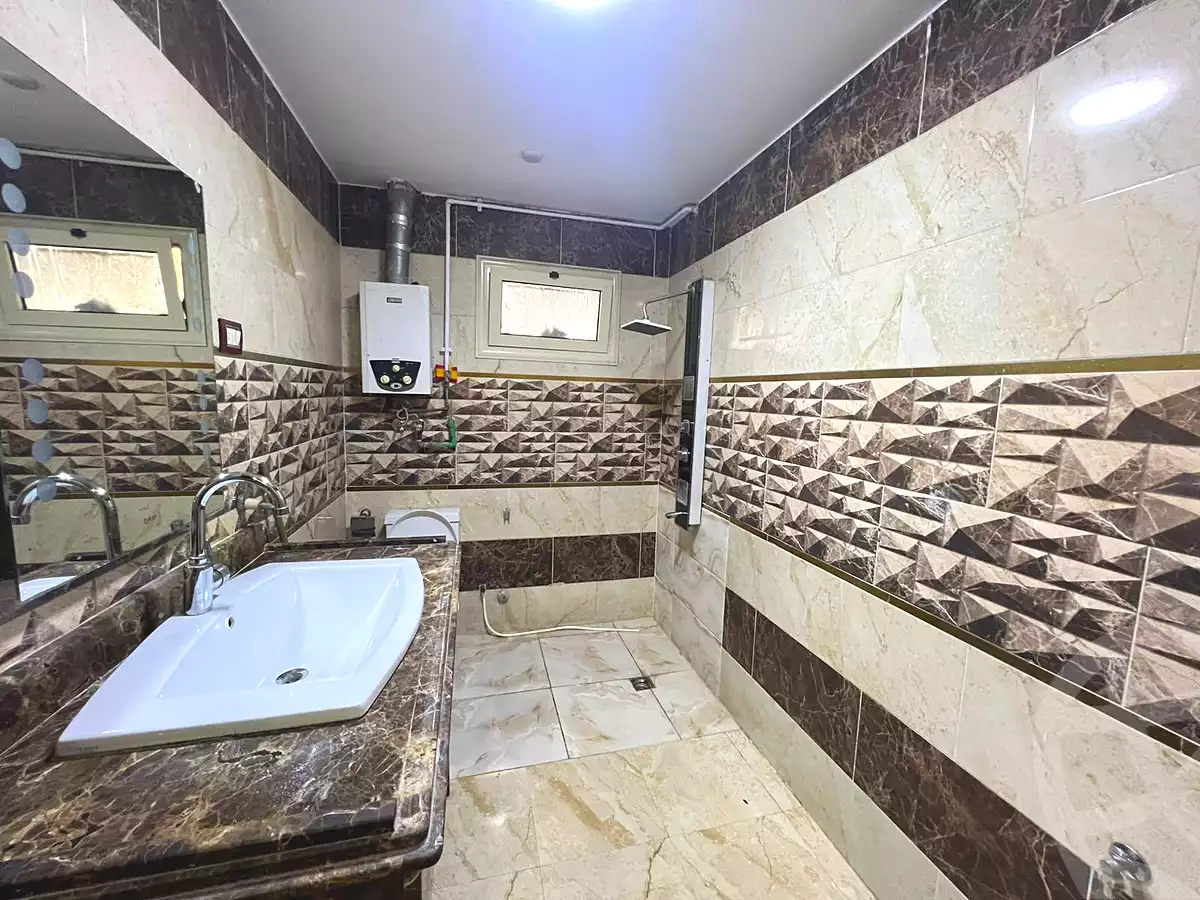 https://aqarmap.com.eg/en/listing/7131362-for-sale-cairo-el-mohandesen-shareaa-ahmed-orabi
