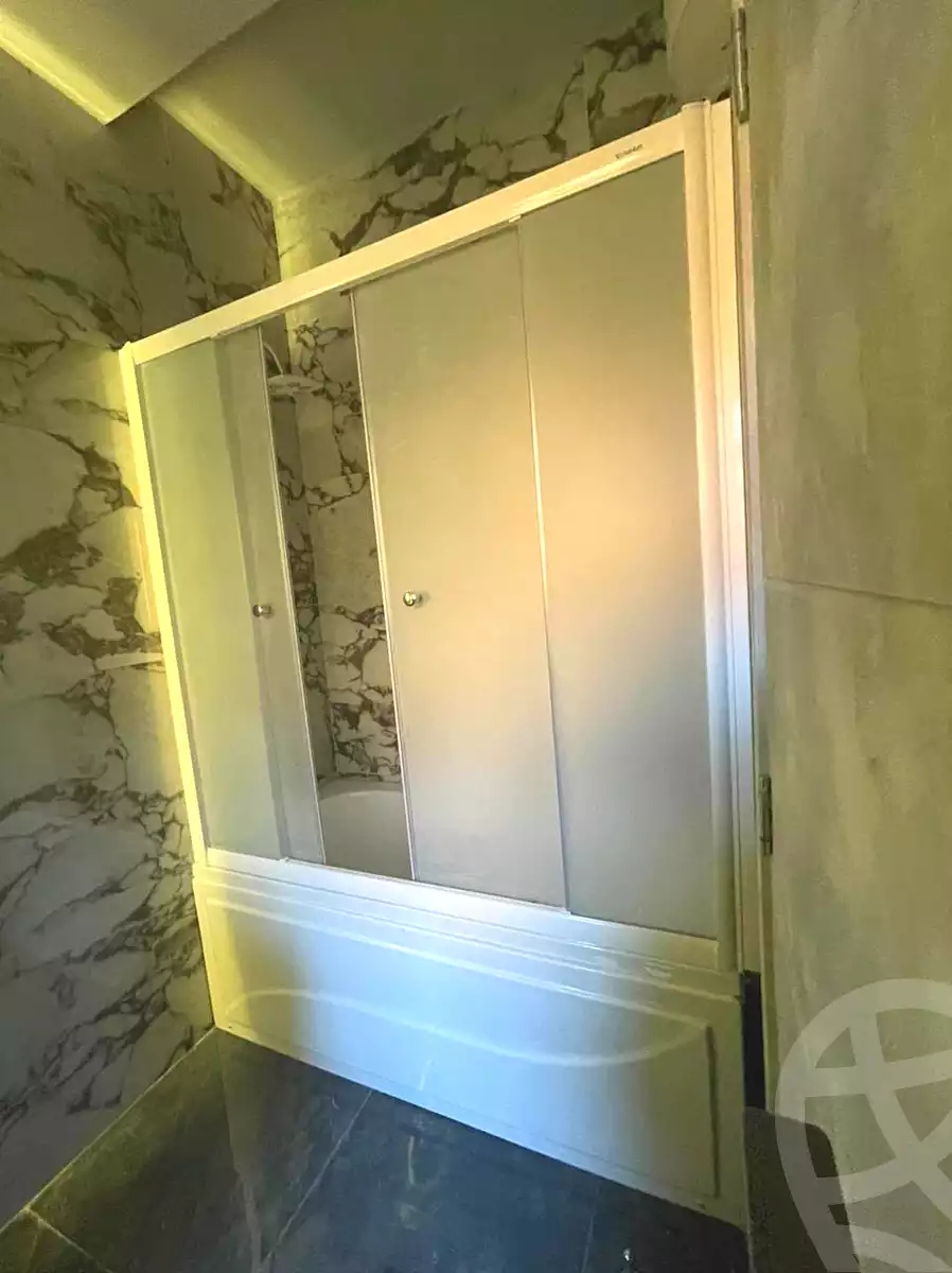 https://aqarmap.com.eg/ar/listing/7131439-for-rent-cairo-el-sheikh-zayed-city-compounds-beverly-hills