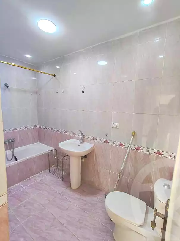 https://aqarmap.com.eg/en/listing/7131451-for-sale-alexandria-sydy-bshr-sydy-bshr-bhry-gamal-abd-el-nasir-st