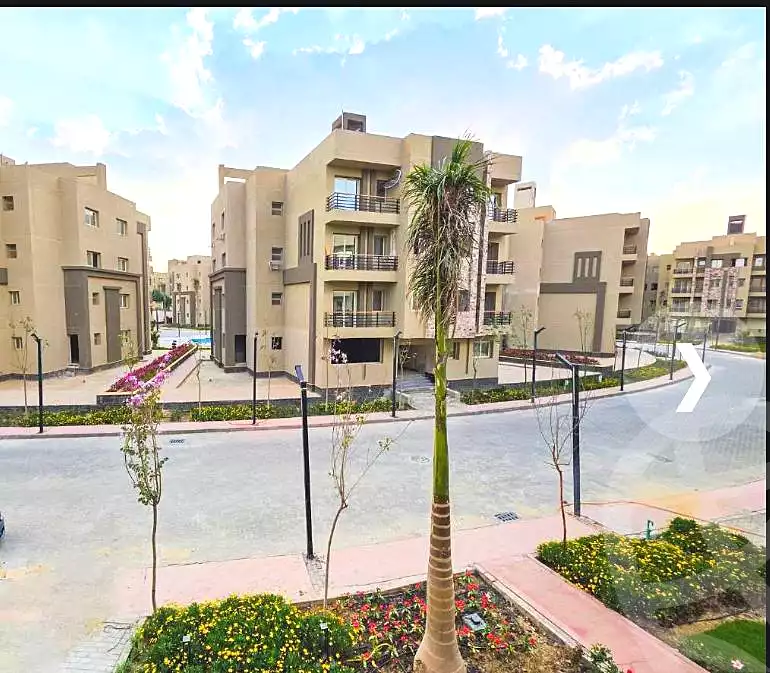https://aqarmap.com.eg/en/listing/7131760-for-sale-cairo-new-cairo-compounds-fleur-de-ville