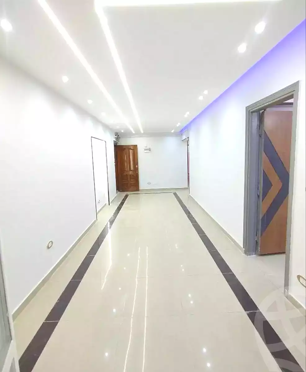 https://aqarmap.com.eg/en/listing/7131795-for-sale-alexandria-lsywf-el-falki