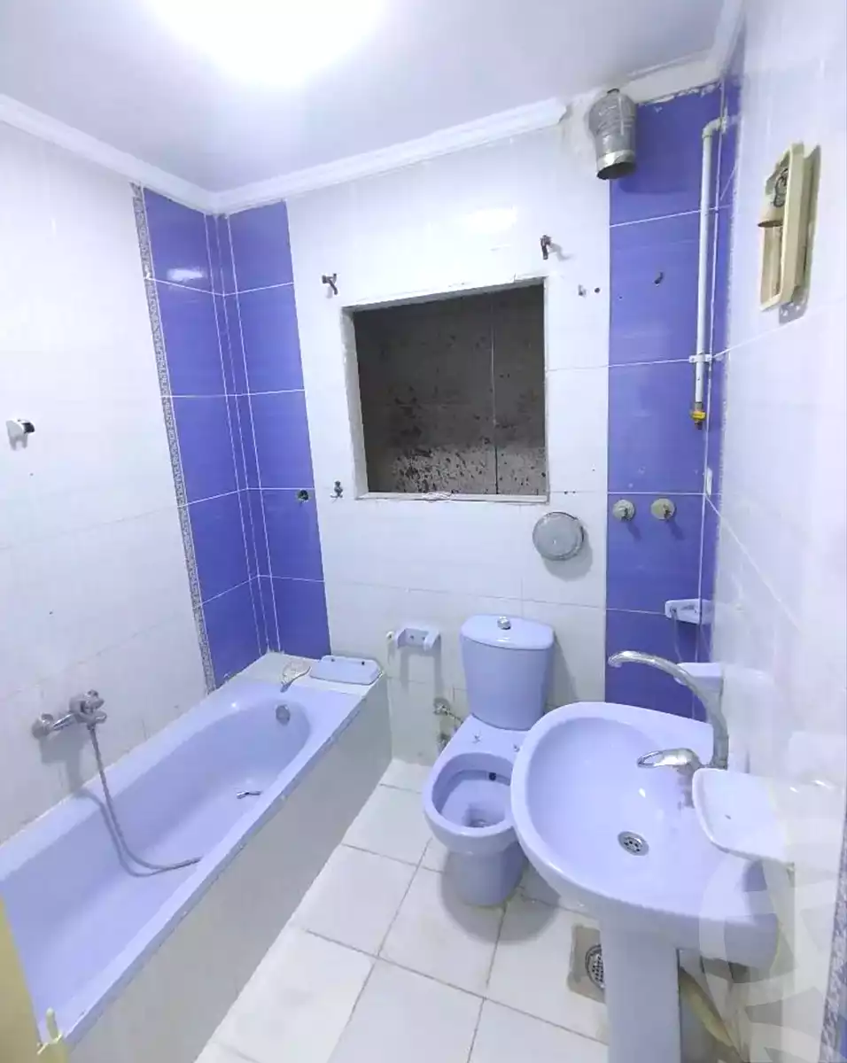 https://aqarmap.com.eg/en/listing/7131795-for-sale-alexandria-lsywf-el-falki