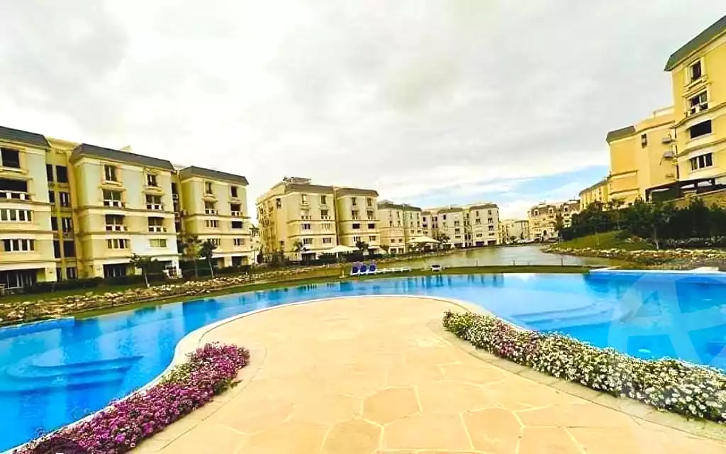https://aqarmap.com.eg/ar/listing/7131851-for-sale-cairo-new-cairo-compounds-mountain-view-hyde-park