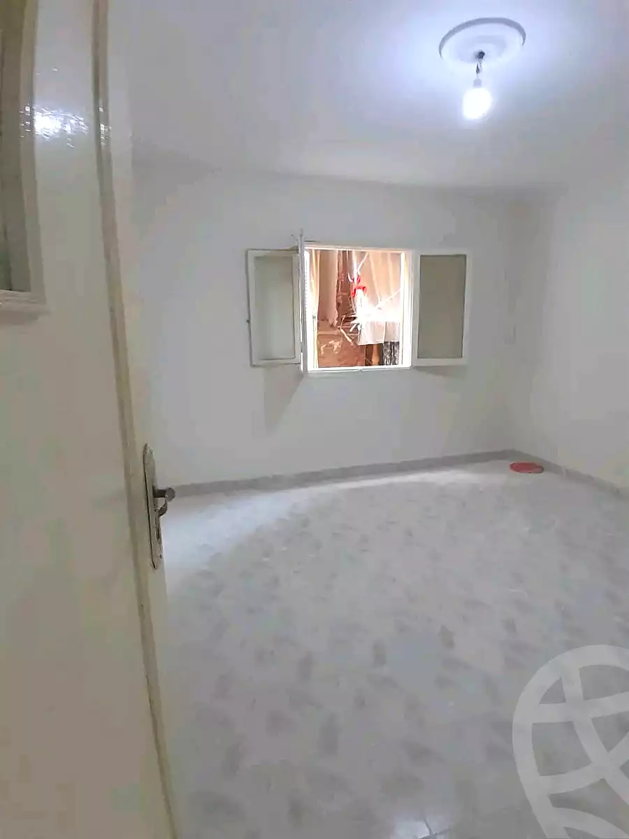 https://aqarmap.com.eg/en/listing/7132207-for-sale-alexandria-al-agamy-el-hanouvel