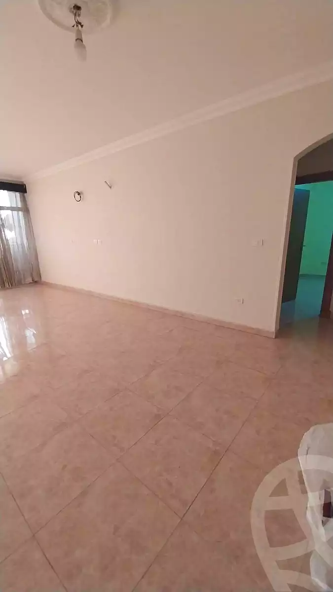 https://aqarmap.com.eg/en/listing/7132620-for-sale-cairo-shoubra-corniche-el-nile-st