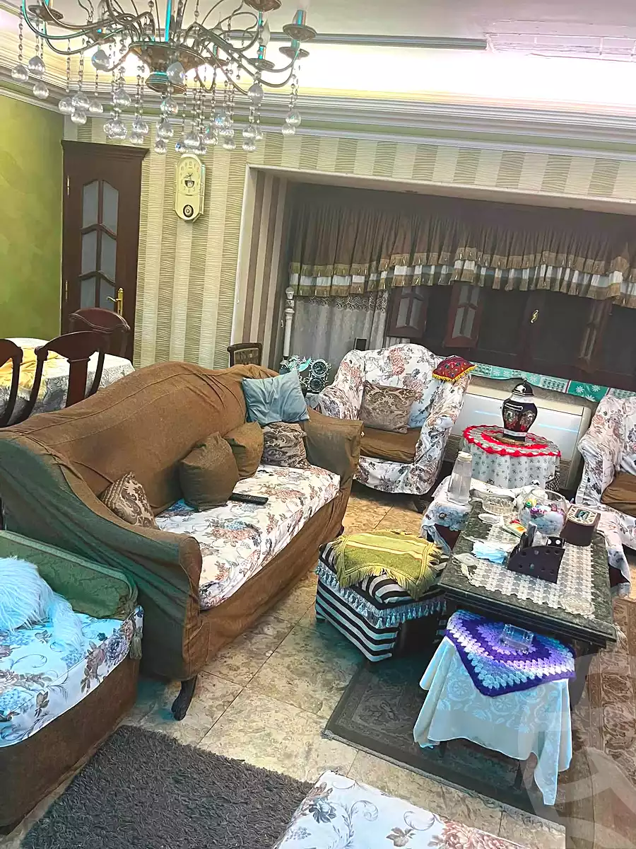 https://aqarmap.com.eg/en/listing/7132751-for-sale-cairo-shoubra-rod-el-farag