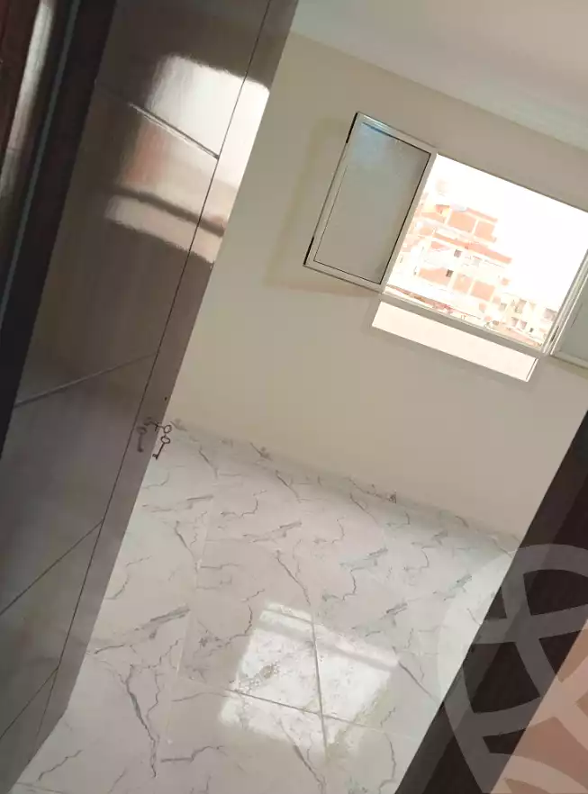 https://aqarmap.com.eg/en/listing/7133046-for-sale-alexandria-al-agamy-el-hanouvel-abo-bakr-el-sedeek-st