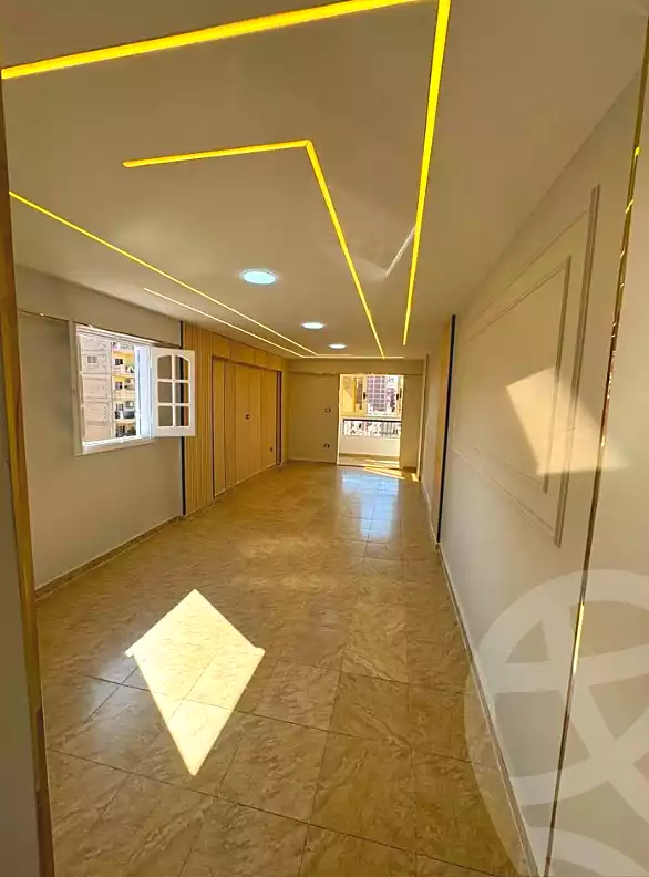 https://aqarmap.com.eg/ar/listing/7133183-for-sale-alexandria-el-asafra-shr-45