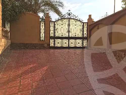 https://aqarmap.com.eg/ar/listing/7133213-for-sale-cairo-new-cairo-ganob-el-akadamiya-south-academy-b-tharwat-okasha-st