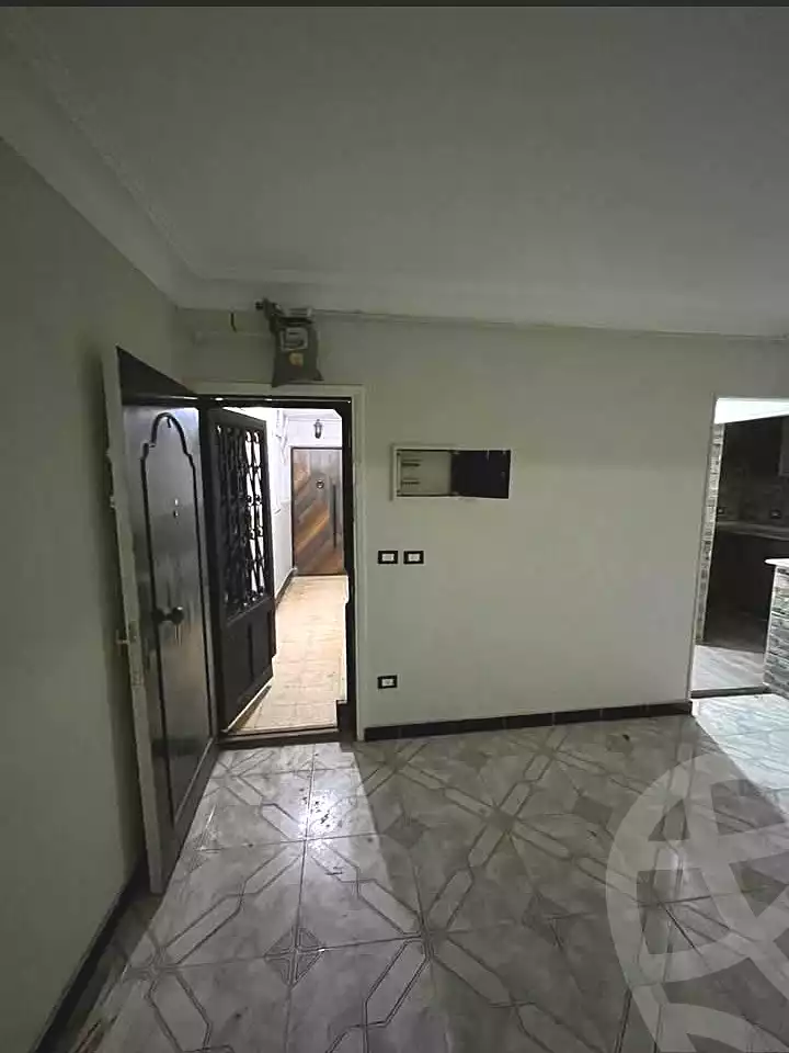 https://aqarmap.com.eg/ar/listing/7133228-for-sale-cairo-ain-shams-ain-shams-el-sharkia-el-zahraa-st