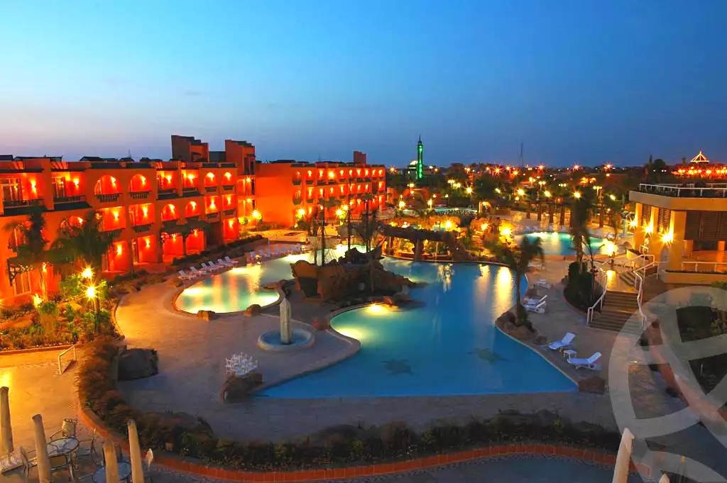 https://aqarmap.com.eg/ar/listing/7132931-for-sale-cairo-el-sheikh-zayed-city-lshykh-zyd-ljdyd-golf-el-solimanya