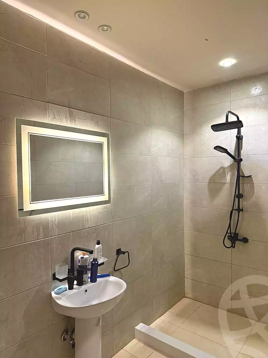 https://aqarmap.com.eg/ar/listing/7133735-for-rent-cairo-6th-of-october-compounds-blm-fyl