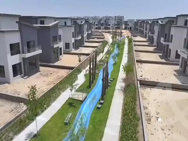 https://aqarmap.com.eg/ar/listing/7133803-for-sale-cairo-new-cairo-compounds-kmbwnd-kryk-twn-il-cazar