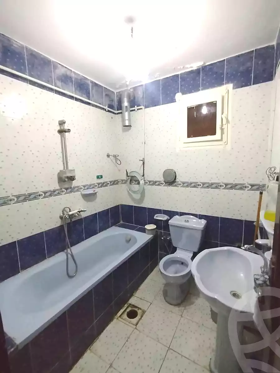 https://aqarmap.com.eg/ar/listing/7133977-for-sale-alexandria-lsywf-el-falki