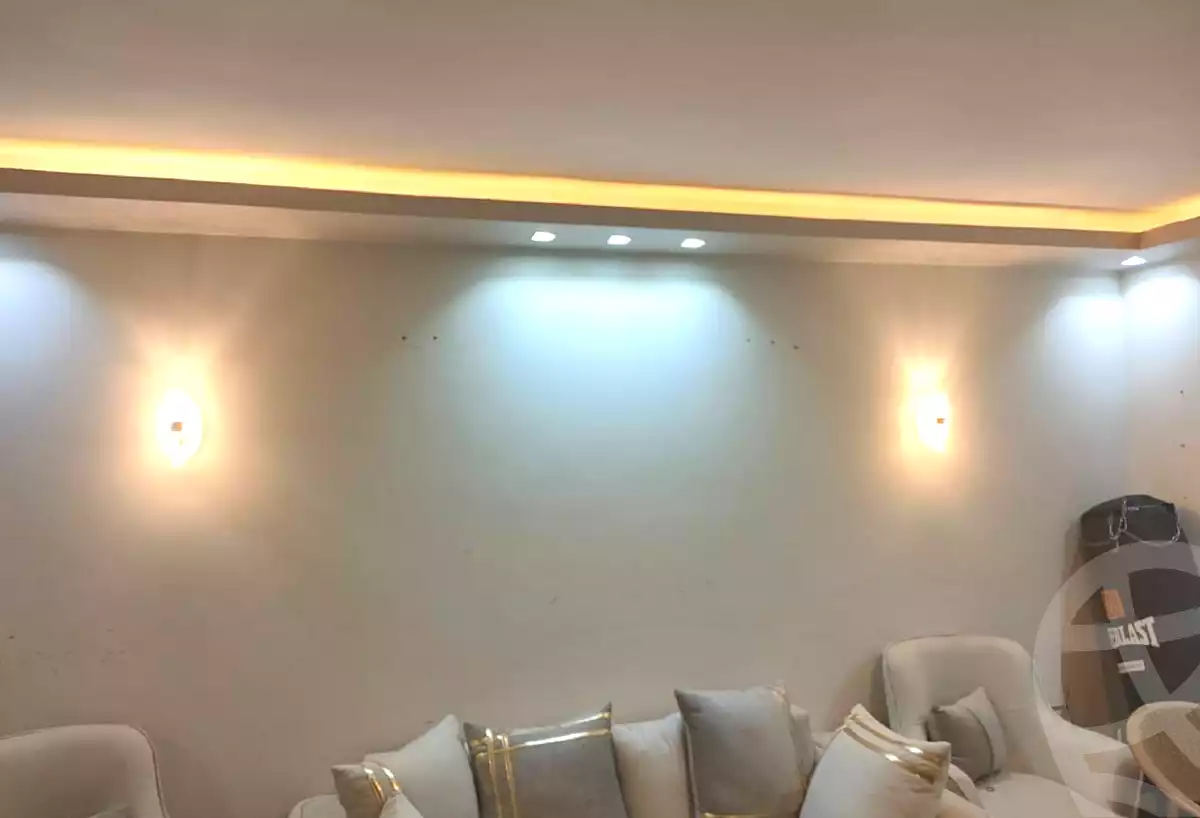 https://aqarmap.com.eg/en/listing/7134216-for-sale-cairo-new-cairo-compounds-galleria-moon-valley-compound-arabia