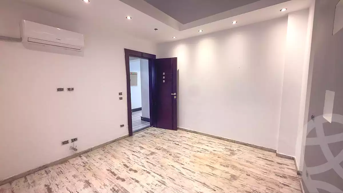 https://aqarmap.com.eg/en/listing/7134279-for-rent-cairo-el-sheikh-zayed-city-compounds-el-yasmeen-compound