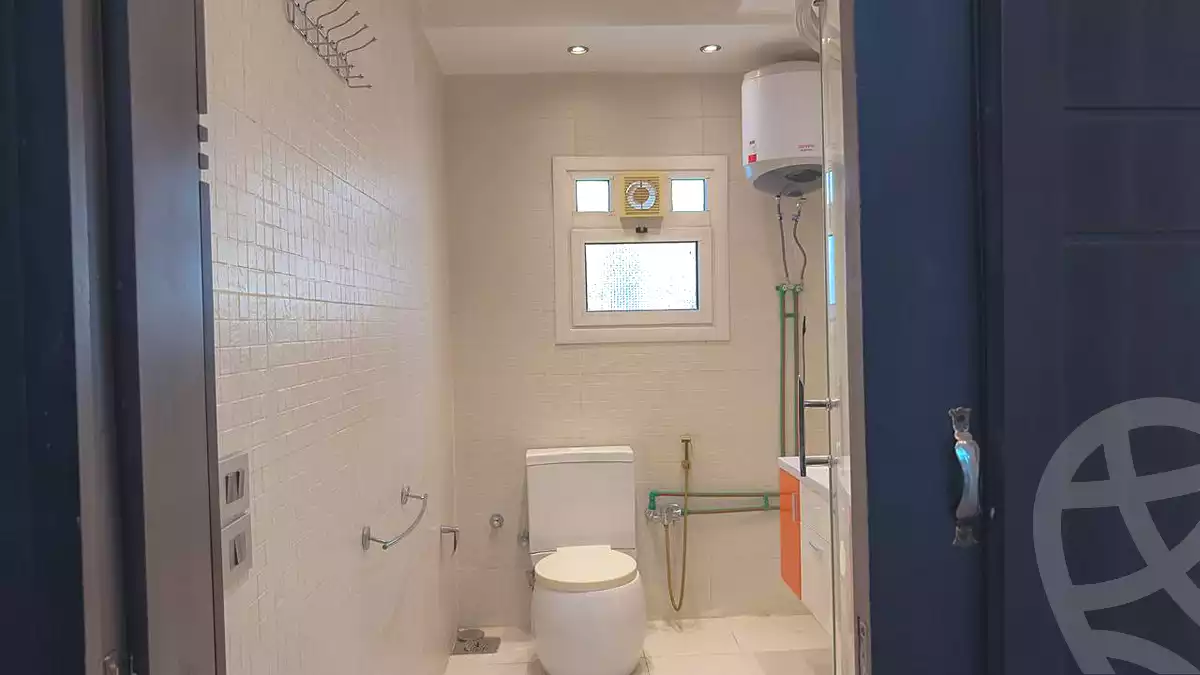 https://aqarmap.com.eg/en/listing/7134279-for-rent-cairo-el-sheikh-zayed-city-compounds-el-yasmeen-compound