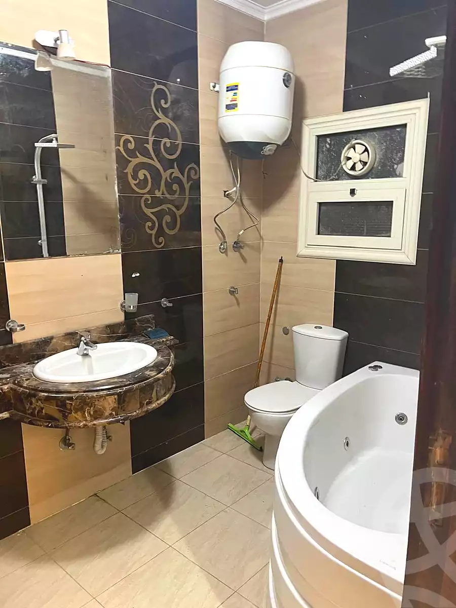https://aqarmap.com.eg/ar/listing/7134295-for-rent-cairo-el-sheikh-zayed-city-el-hay-elasher-street-100