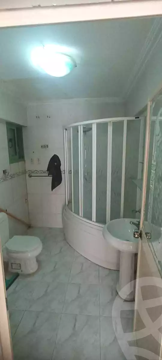 https://aqarmap.com.eg/en/listing/7134336-for-sale-alexandria-al-agamy-lbytsh-mecca-st