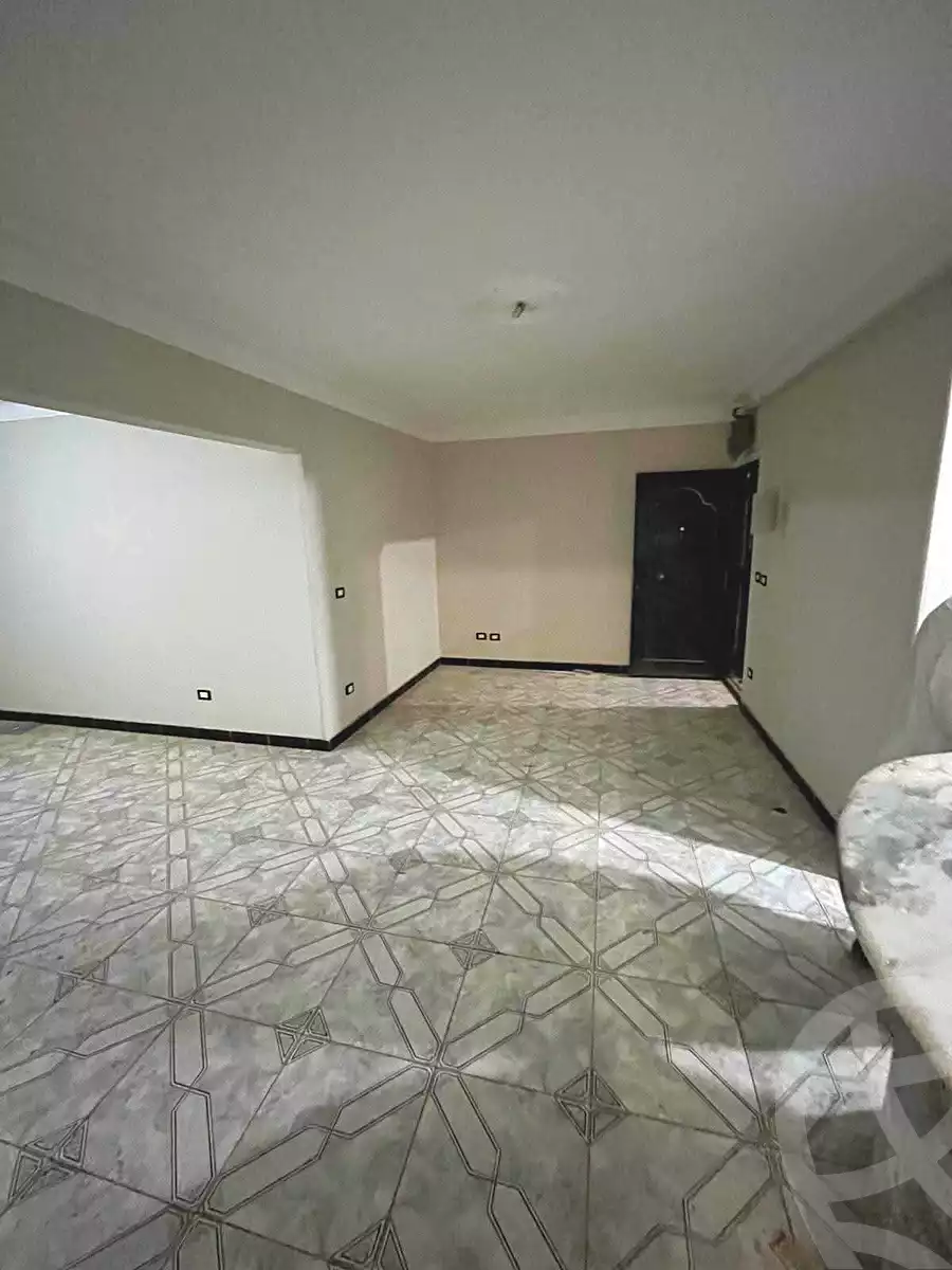 https://aqarmap.com.eg/ar/listing/7134581-for-sale-cairo-ain-shams-ain-shams-el-sharkia-el-zahraa-st