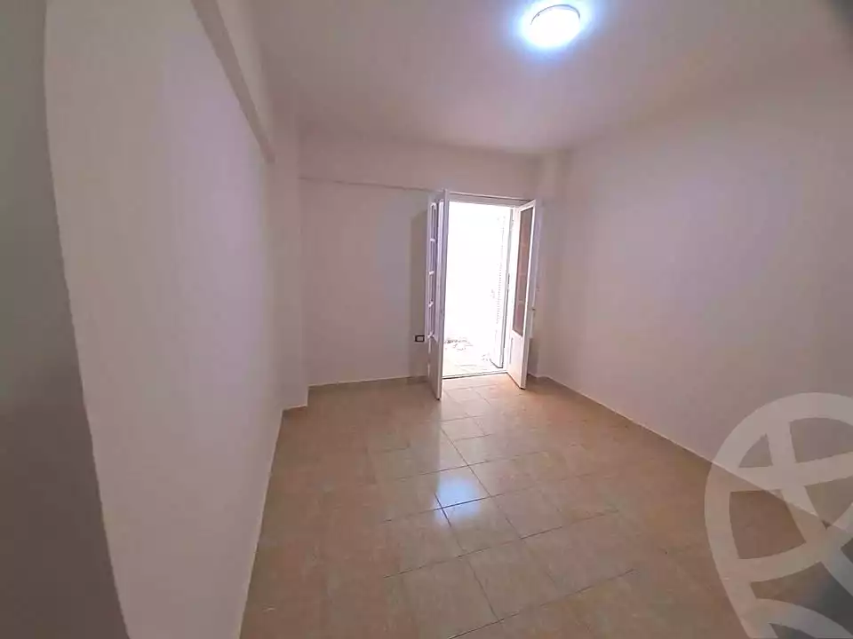 https://aqarmap.com.eg/ar/listing/7134629-for-sale-alexandria-al-agamy-shataa-el-nakheel