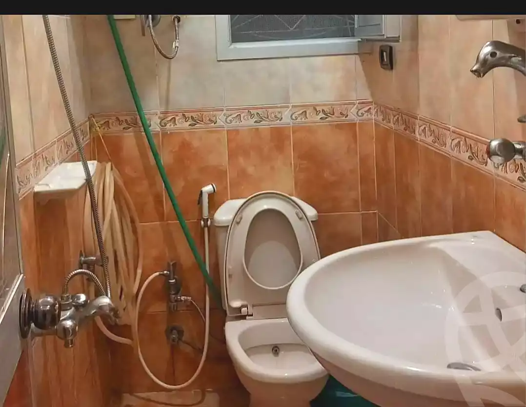 https://aqarmap.com.eg/ar/listing/7135059-for-sale-alexandria-el-asafra-l-sfr-bhry