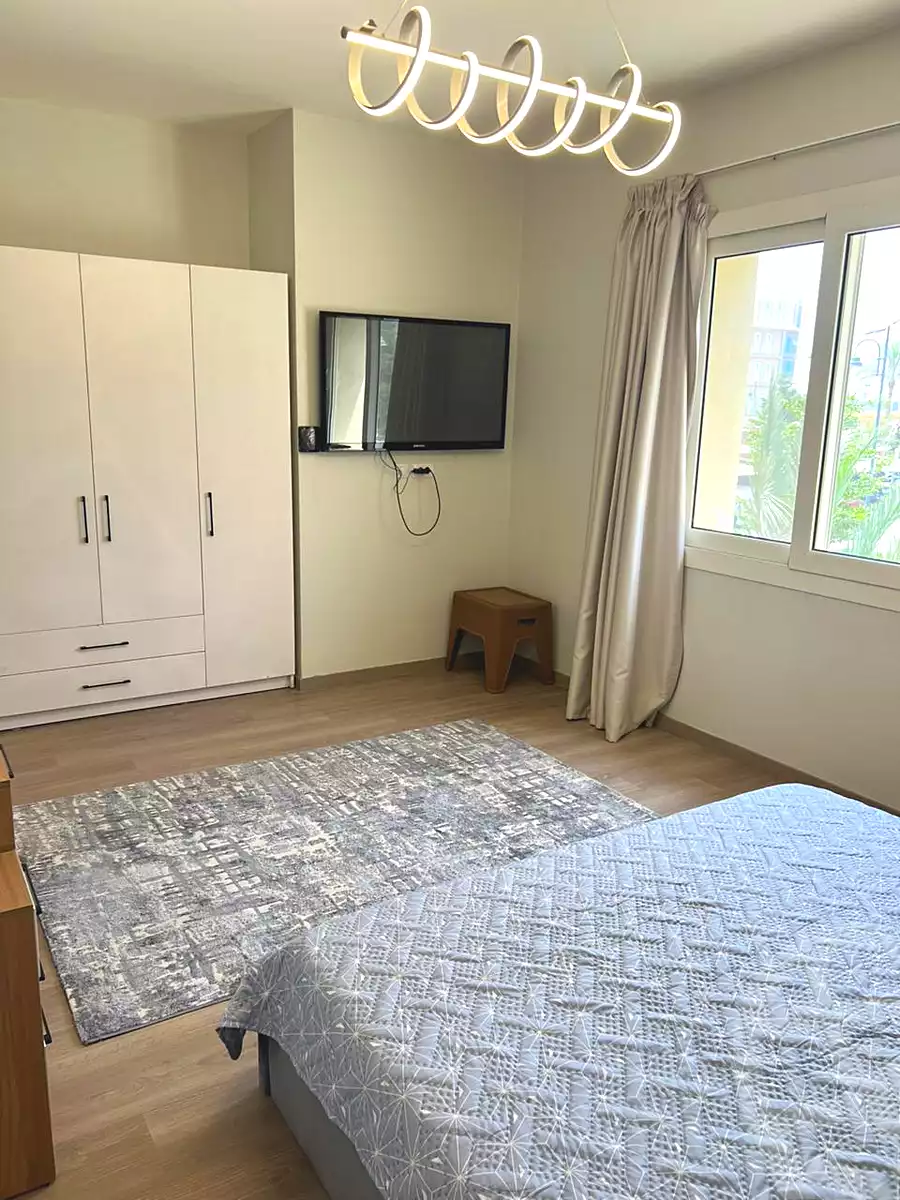 https://aqarmap.com.eg/ar/listing/7135190-for-rent-cairo-new-cairo-compounds-mivida-avenues-residence-mivida